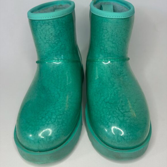 UGG Classic Clear Mini rain boots in the "Tide Pool" color Size 7 Womens - Picture 2 of 10